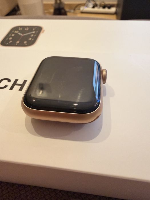 Apple Watch SE 2020