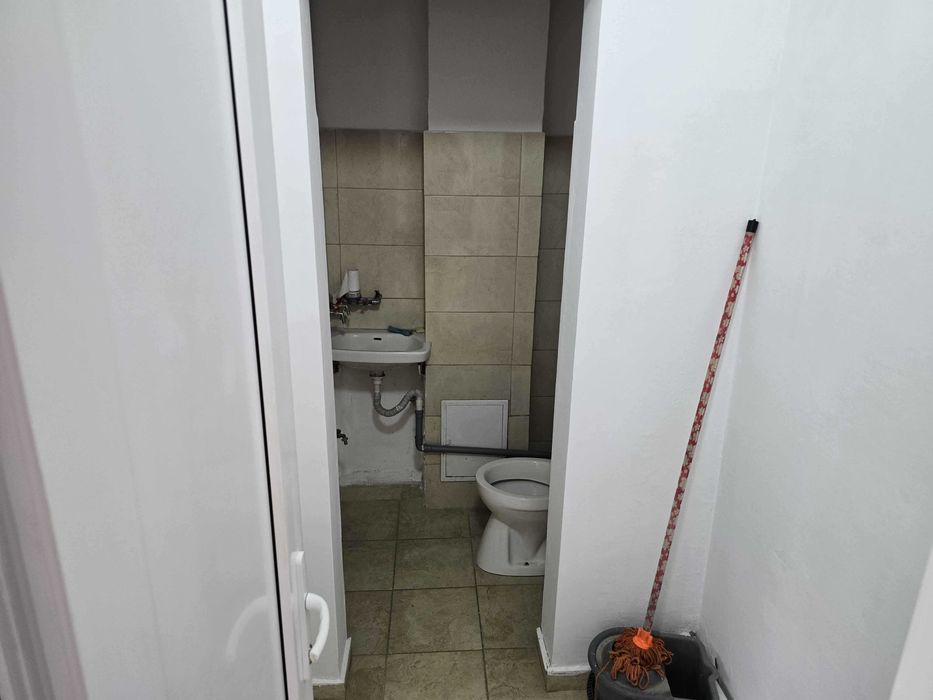 Spațiu comercial de vânzare în Sfântu Gheorghe – locație vizibilă, trafic intens și potențial investițional ridicat