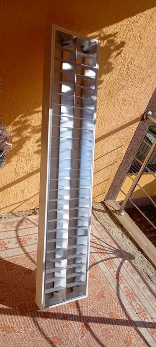 Lampa de iluminat cu doua neoane LED