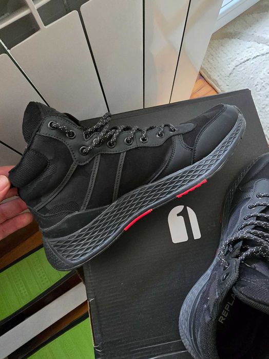 Високи маратонки Replay