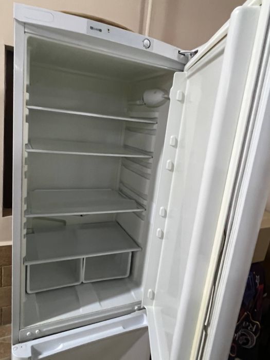 Холодильник и газ плита б/у