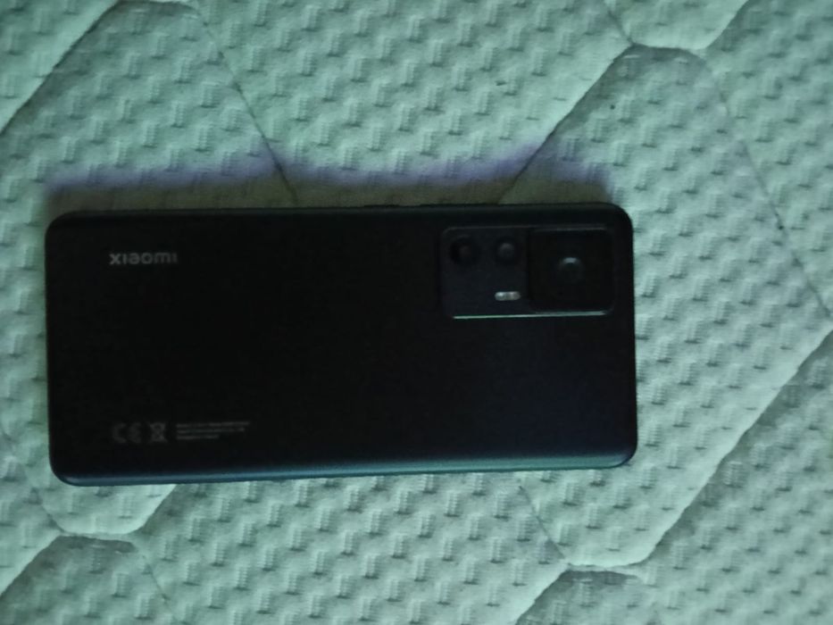 Vând telefon Xiaomi 12T Pro