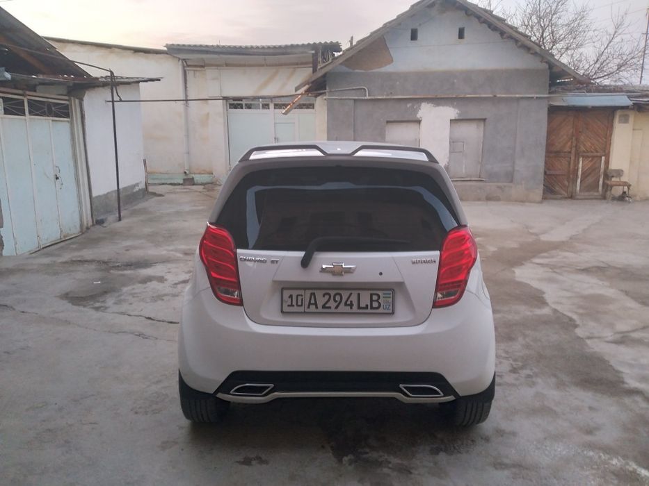 Спарк 2017й мошина нахаду