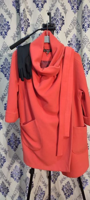 Пальто демисезонное