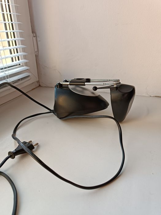 Настольная лампа