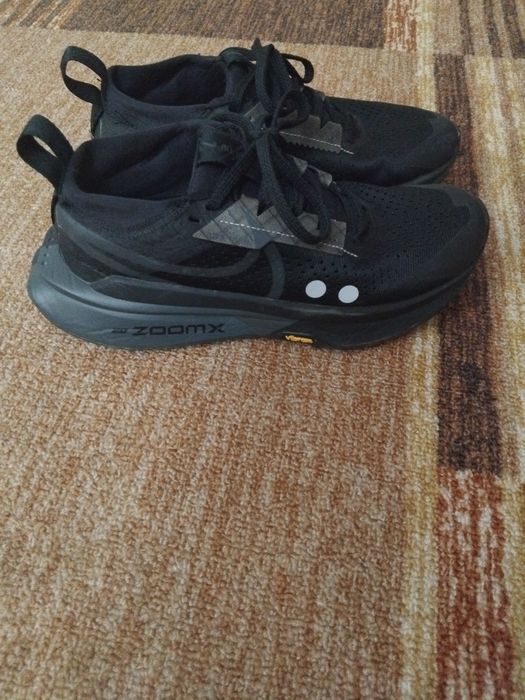 Маратонки ZOOMX 38 номер