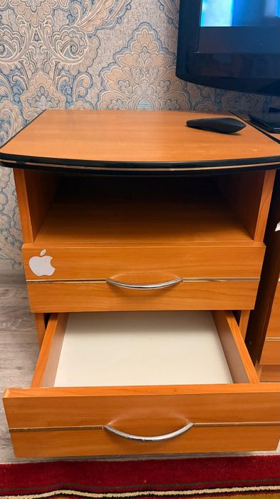 Тумбочка двухящиковая