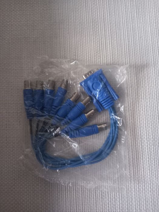 Cablu CCTV VGA 15 pini la 8 BNC