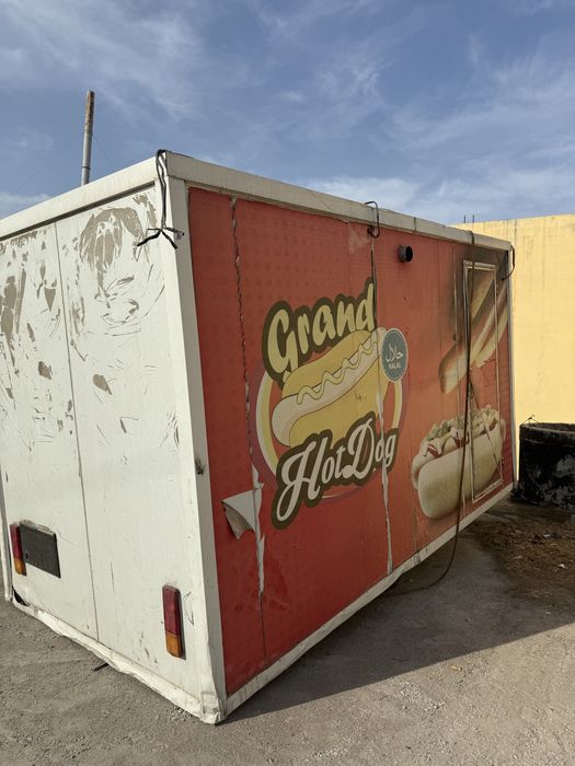 Fast food uchun ko’chma budka sotiladi