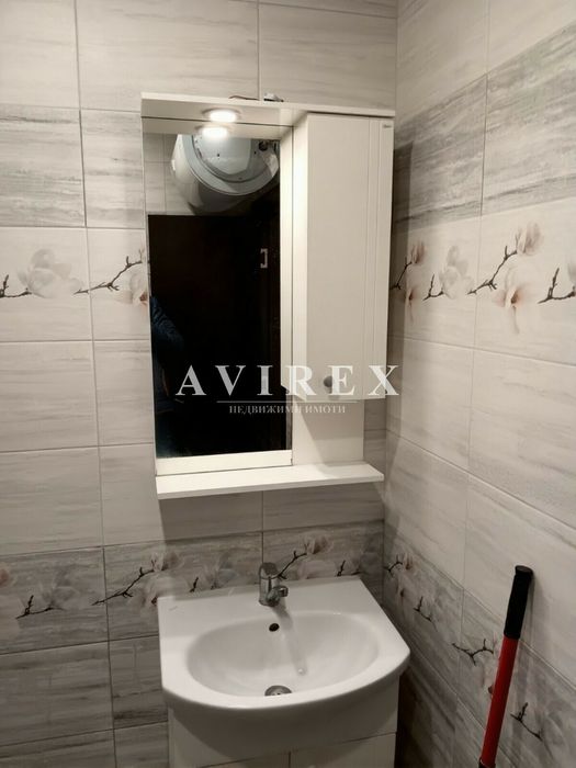 Двустаен апартамент под наем, ул. Рая