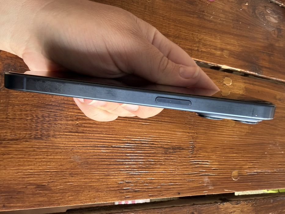 Iphone 15 PRO /128GB/85 Baterie