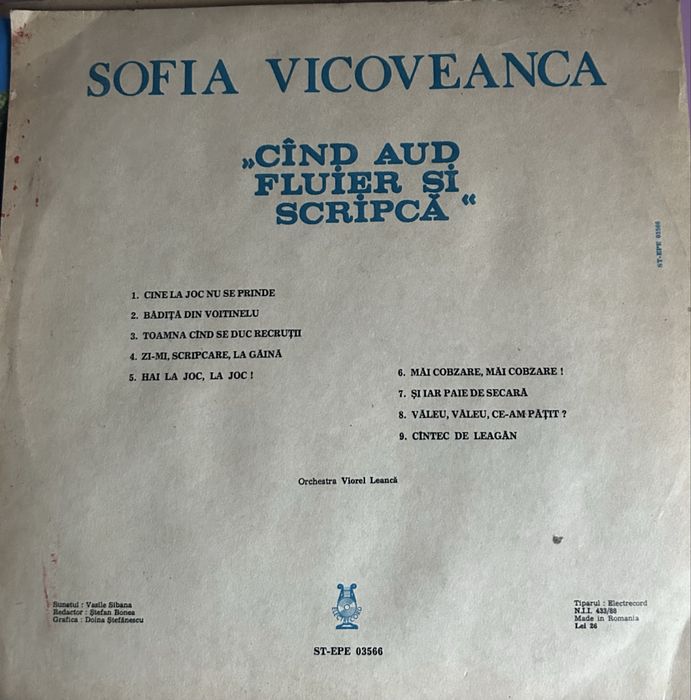 Vand discuri vechi de vinil