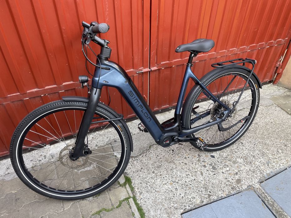 Bicicleta electrica(ebike)Trekking city Carbon BoschCx4