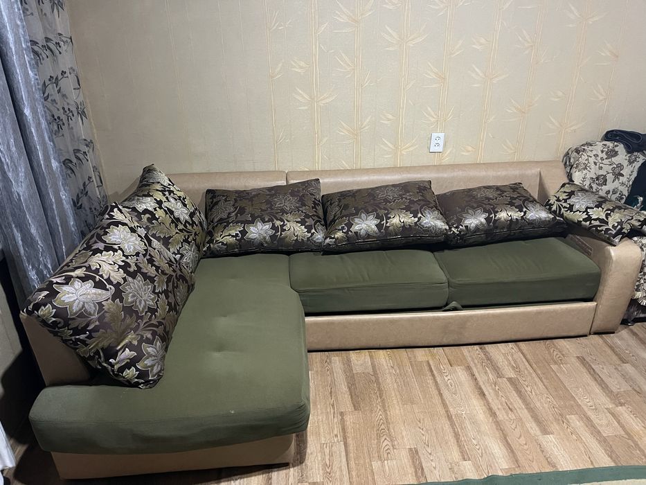 Диван 2,7м раскладной с отсеком