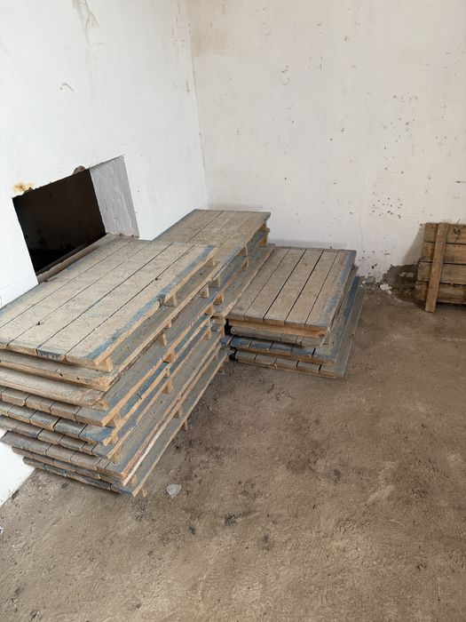 Деревяные поддоны для пескоблоков