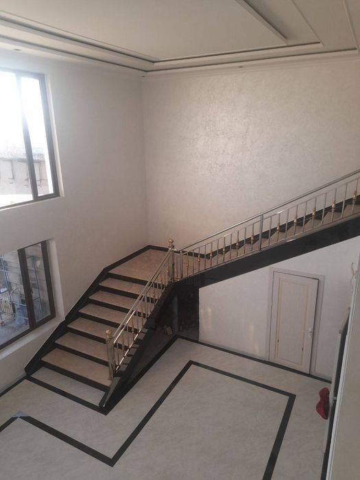 Izvestnyak korka granit Miramir tabiiy toshlari sotiladi