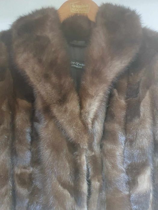 Дълго палто от естествена кожа норки