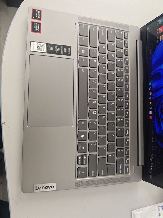 Lenovo IdeaPad Pro 5