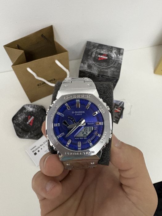 Casio G-Shock GM-B2100 – Silver Navy Blue