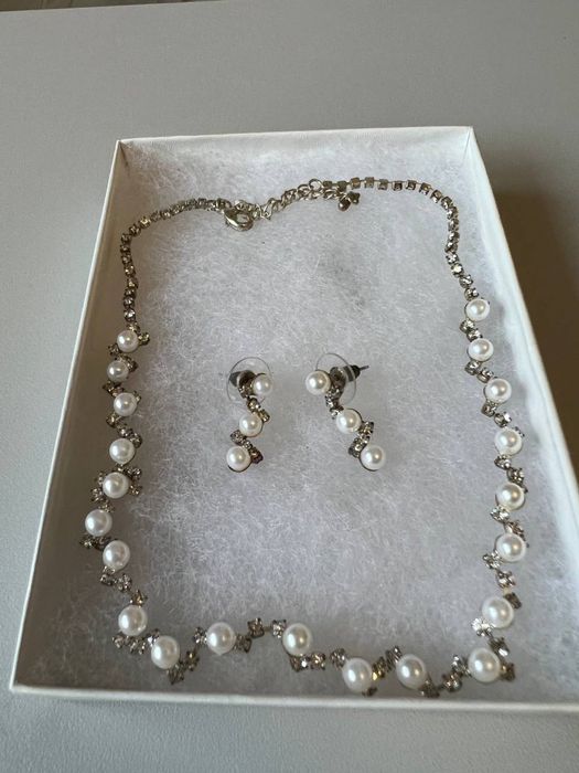 Свадебное классическое платье со шлейфом Oleg Cassini с биркой