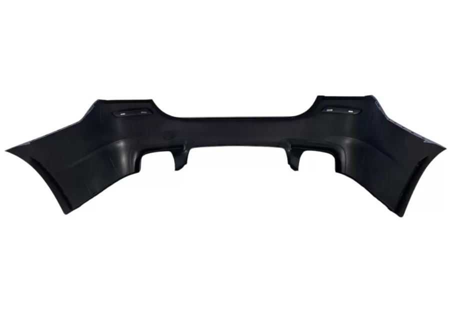 Задна броня за BMW F10 2010г-2017г M5 дизайн с отвори за парктроник