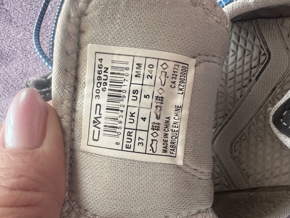 Сандали CMP и  футболни обувки - 37 размер