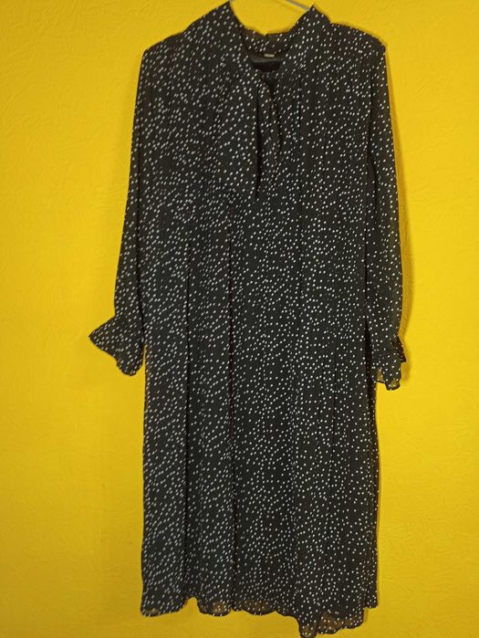 Продам платье женское