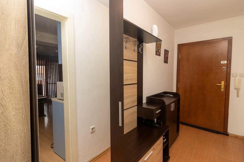 Дава се под наем Двустаен апартамент в София, Зона Б-19 - 70 кв.м за 649 € - Снимка #2