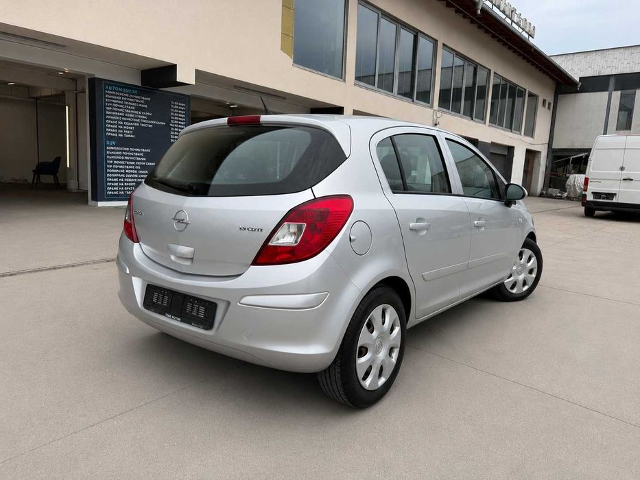 Opel Corsa 1.3 CDTI 2008 КЛИМА COSMO Нови Гуми