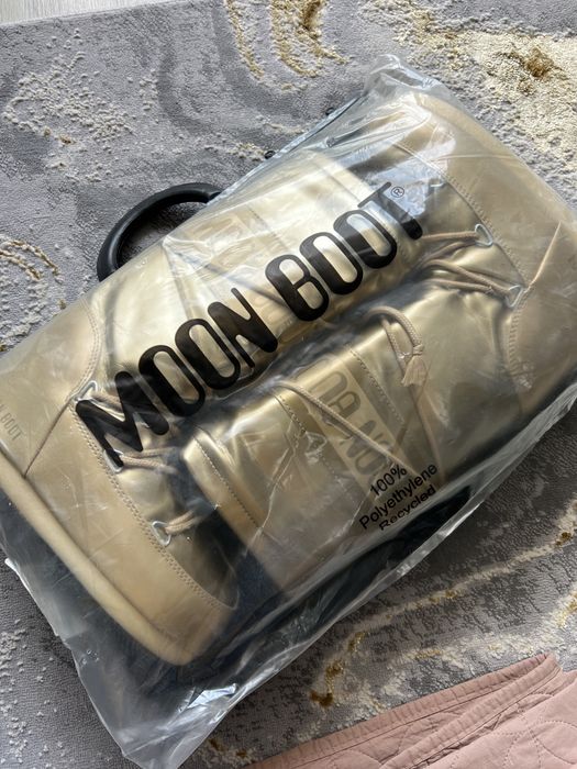 Cizme de zapada Moon Boot