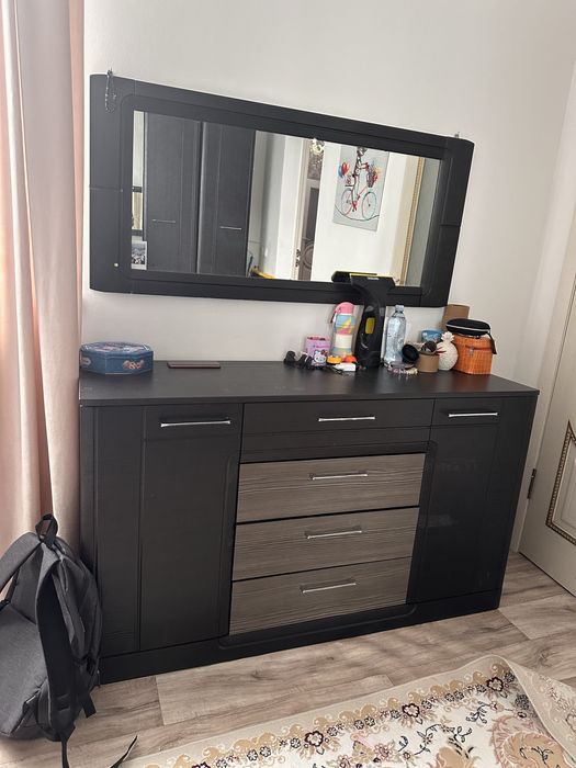 Спальный гарнитур