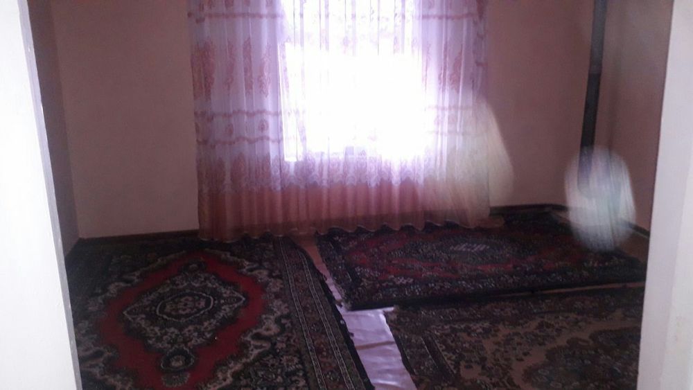 Продаётся дом на земле город Наваий ,нарпай 3-е отделение, 8 сотак,