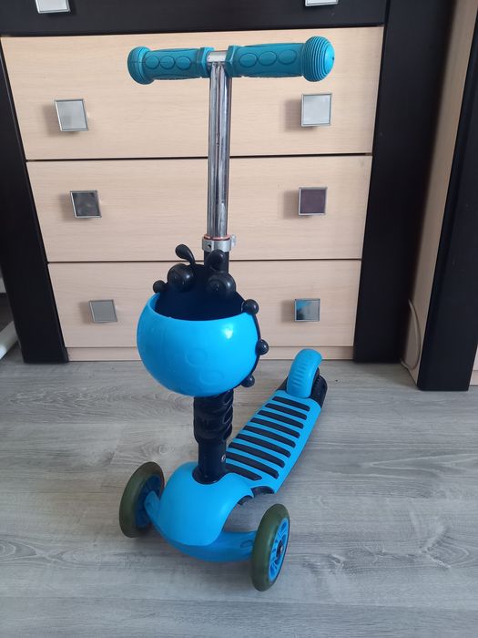 Детский самокат для 3 - 5 лет