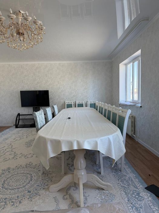 Продам стол стулья