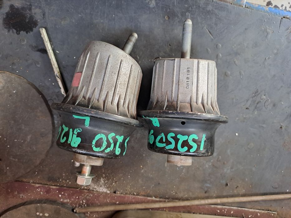 Подушки двигателя LEXUS IS 250