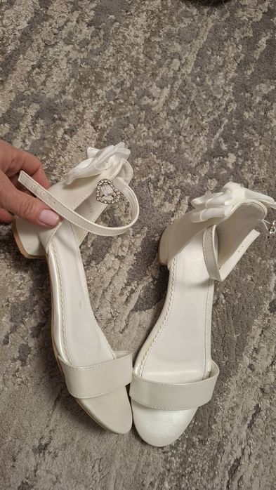 Sandale fete masura 36