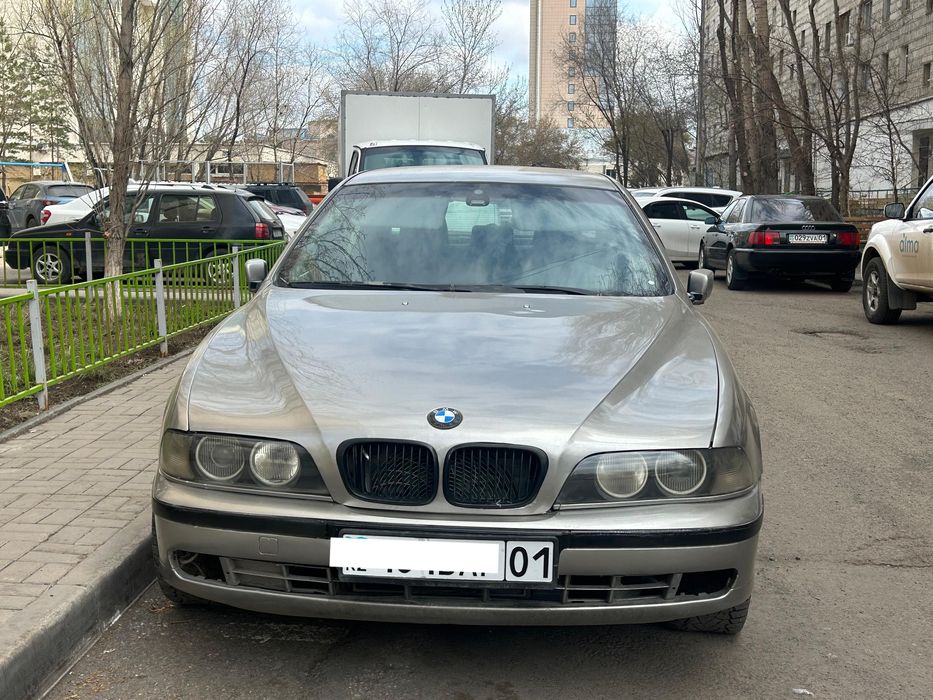 Продам bmw e39 528