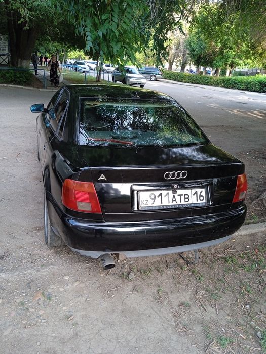 Продам Ауди А4 в хорошем состоянии