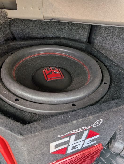 Сабвуфер активный УРАЛ Cube