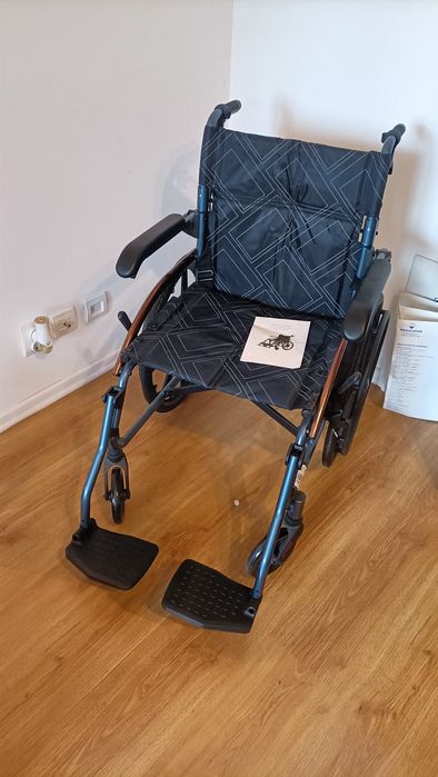 Scaun transport pacienti