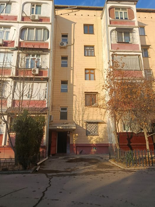 Uy sotiladi srochna Beltepa 29 domda