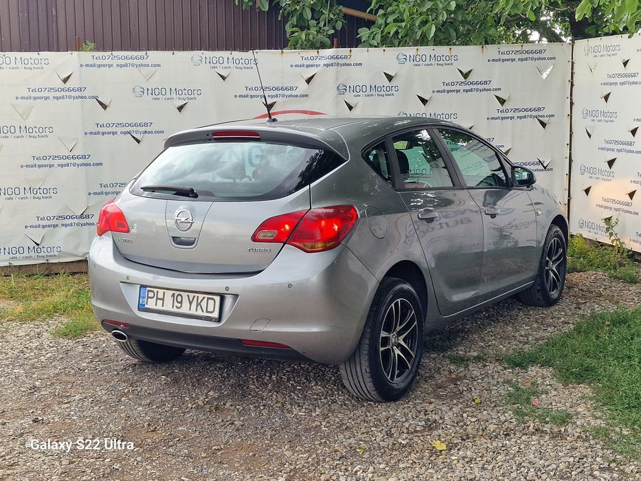 OPEL Astra 2011 — imagine 4