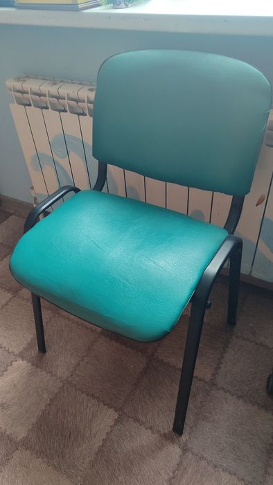 Продам стулья в количестве