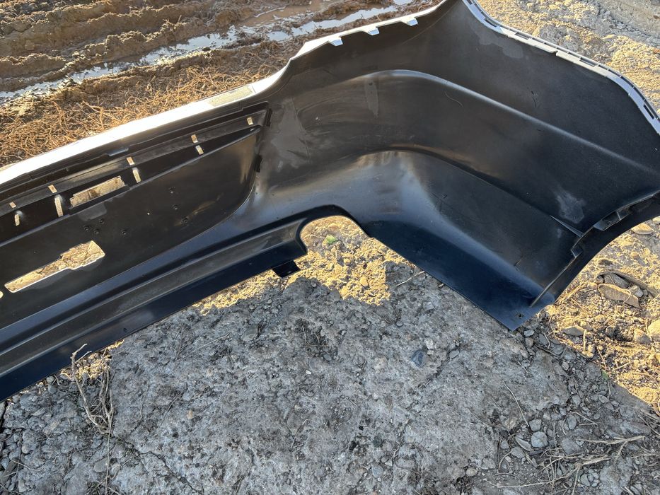 Продам задний бампер шевроле / равон р4