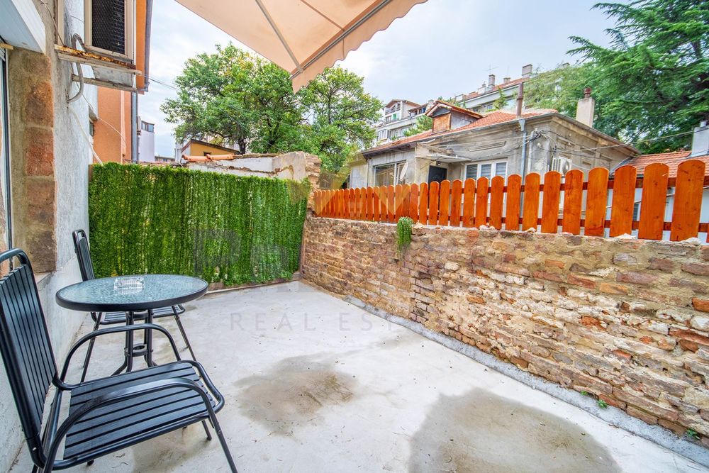 Продава се Едностаен апартамент в Варна, Операта - 31 кв.м за 3388 €/кв.м - Снимка #2