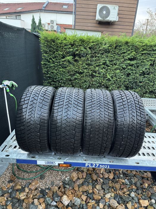 Anvelope 225/40/19 / 255/35/19 Iarna Mercedes w205 Bmw