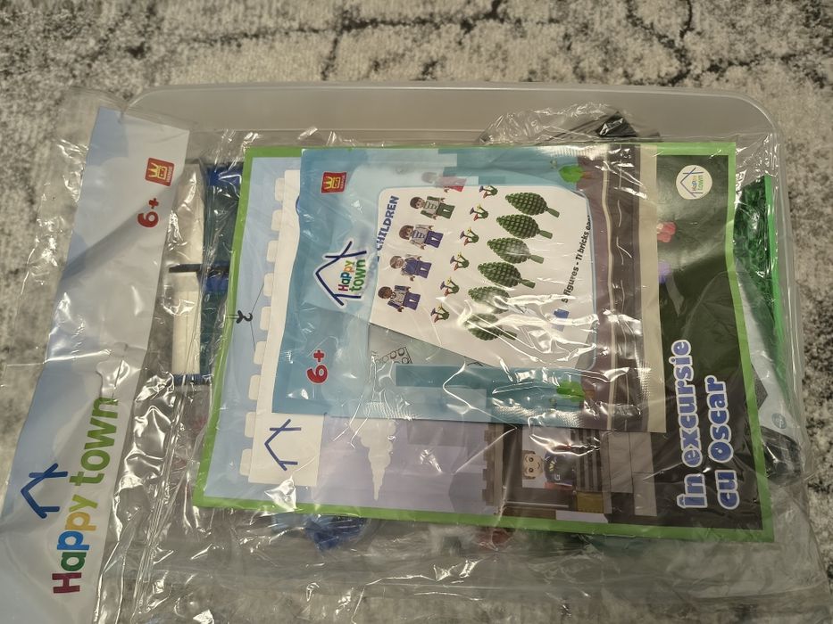 Vând Lego (colectia Happy Town)