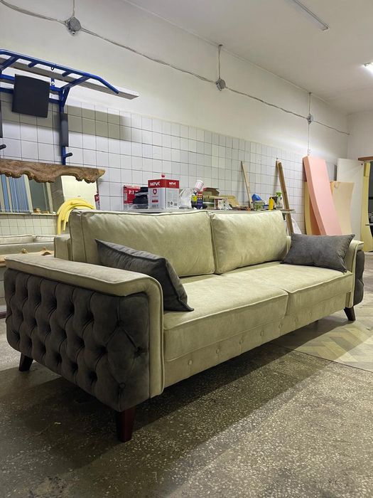 Угловой , прямой диван, раскладной.