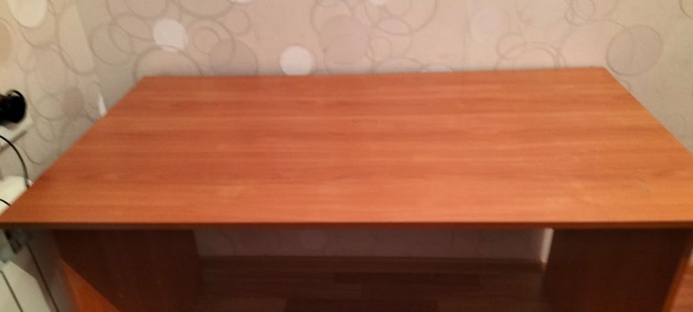 Продам письменный стол