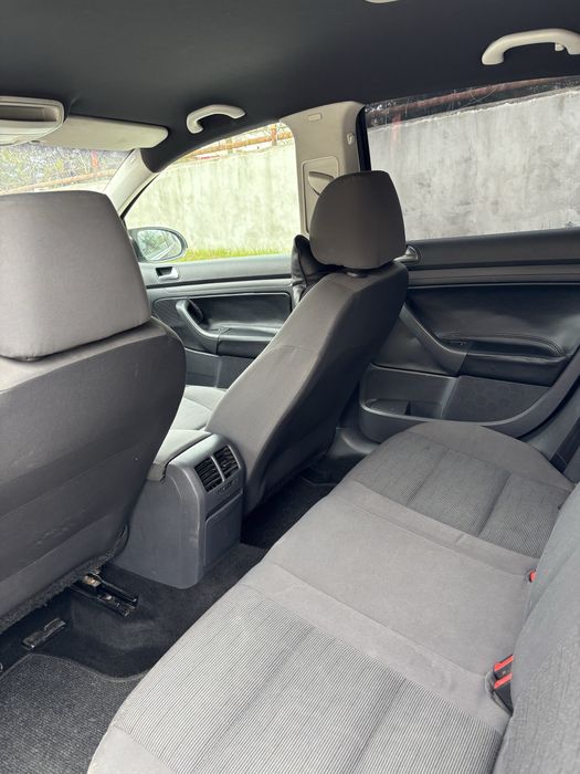 Golf 5 1.9tdi 105 cp